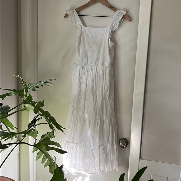 Art Class Pretty White Embroidered Eyelet Maxi Dress; Girl’s size L, 10-12 - Picture 1 of 5